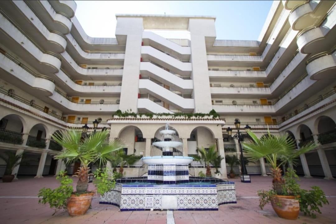 Apartamento En Salou Con 3 Piscinas Junto A Port Aventura Buitenkant foto